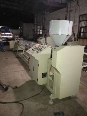 Estrussione automatica di filamenti di PVC ad alta produttività e macchina di estrusione di filamenti di plastica